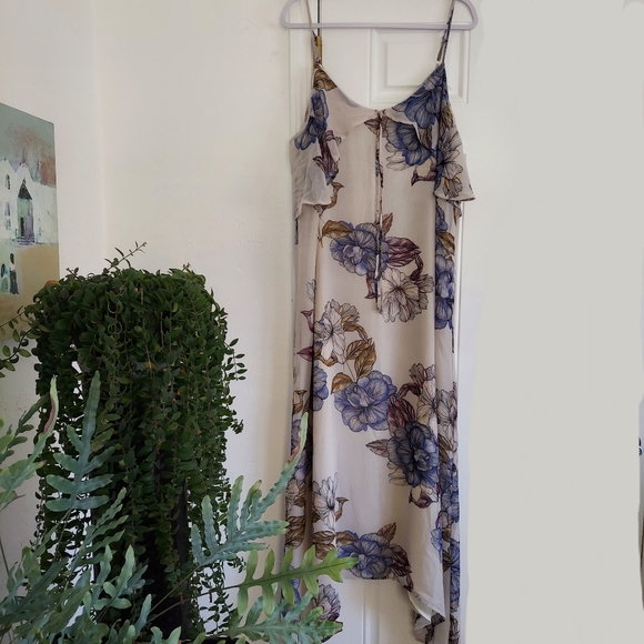 Standards & Practices Shift Dress - Picture 1 of 10